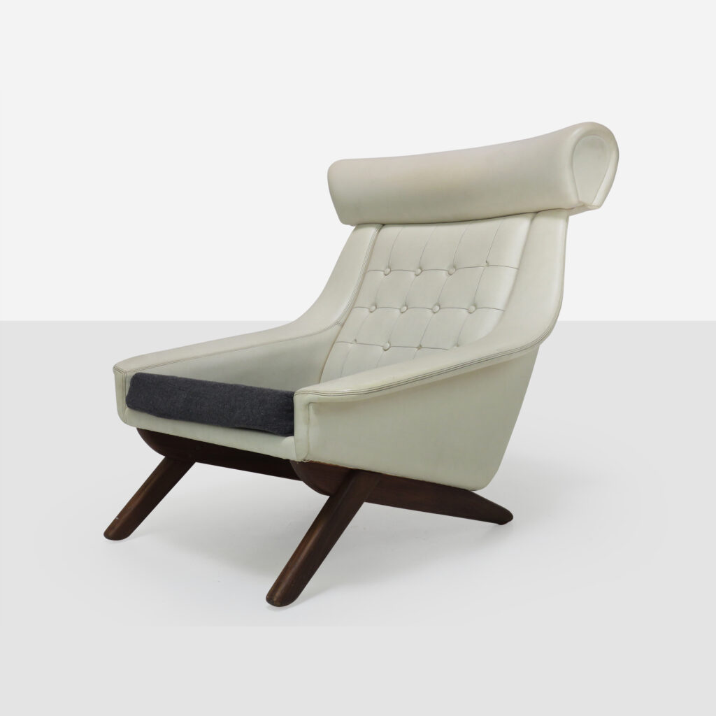 Ox Lounge Chair by Illum Wikkelso