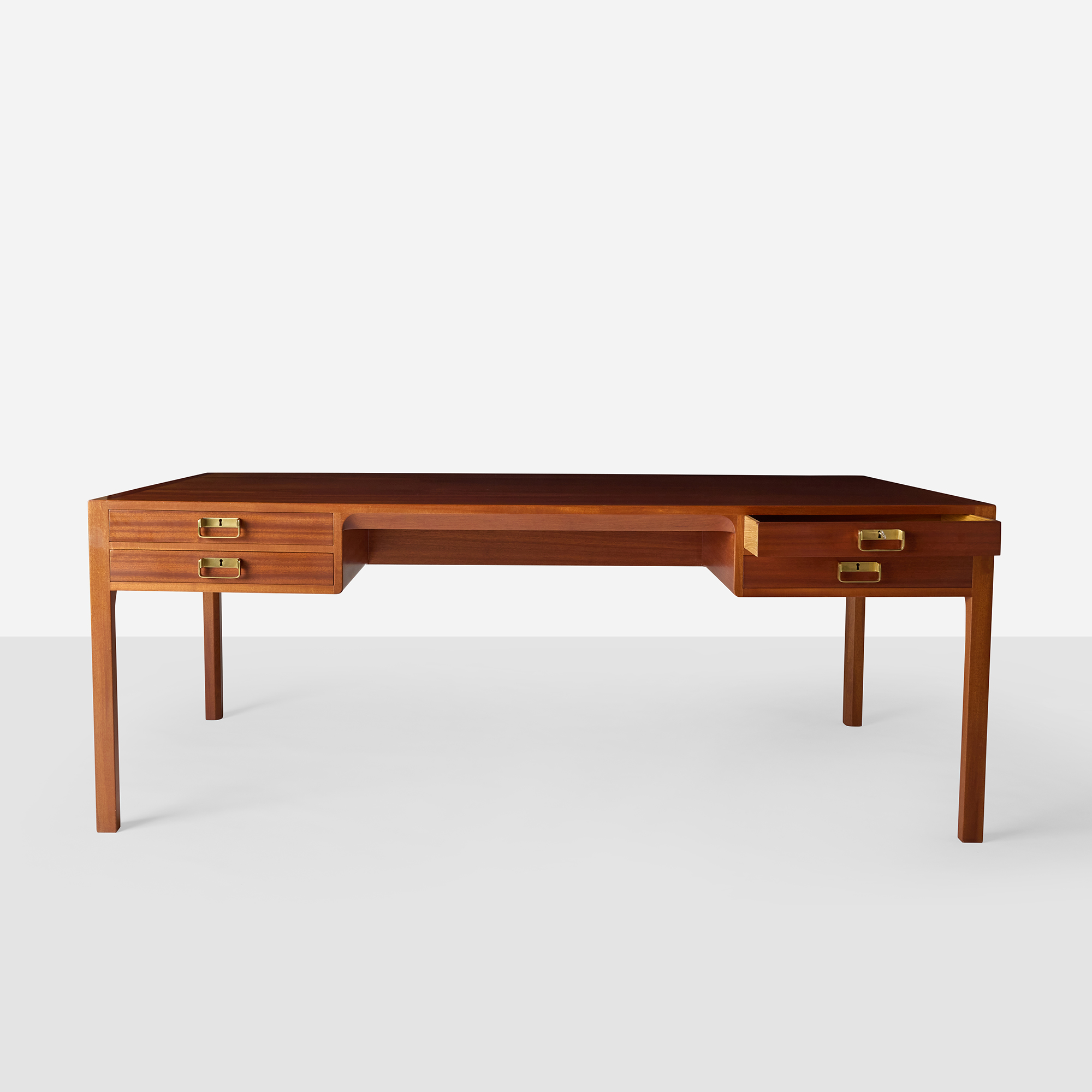 Mahogany Desk by Bernt Petersen for Dansk Mobelkunst - Image 4