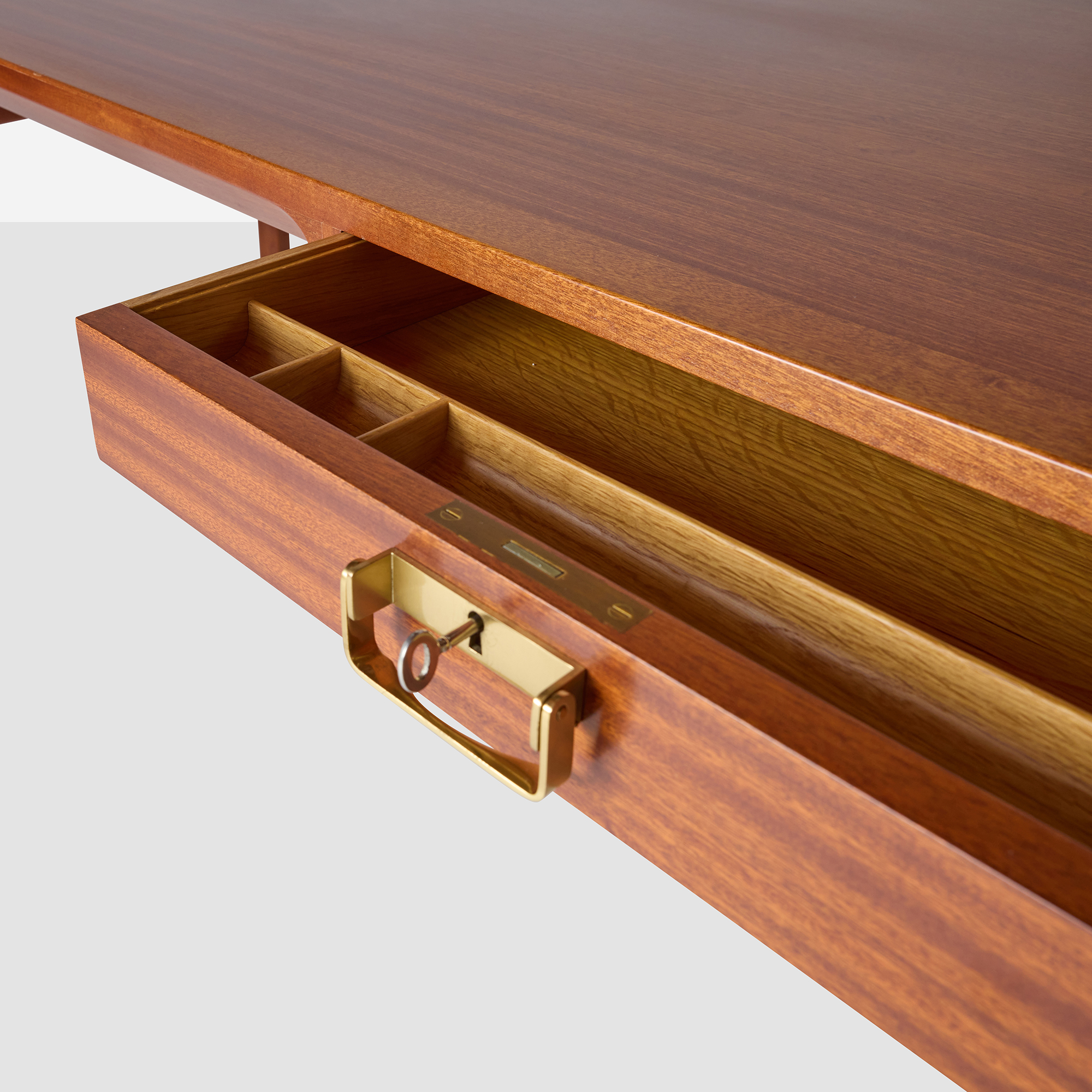 Mahogany Desk by Bernt Petersen for Dansk Mobelkunst - Image 14